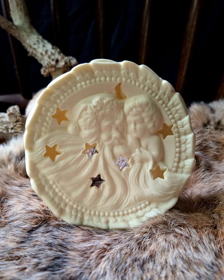 Vintage "Peace on Earth" Seraphim Christmas Tea Light Holder