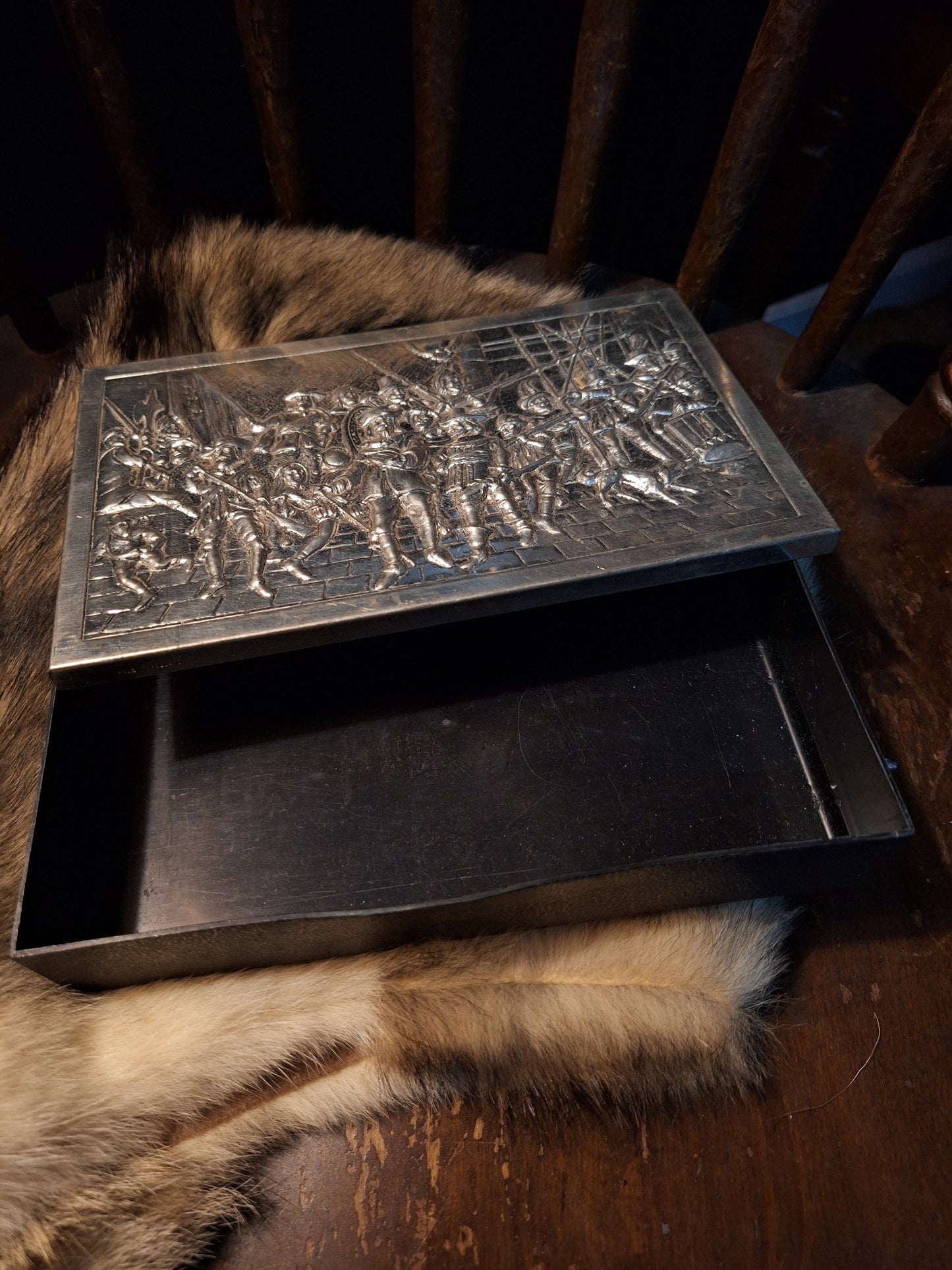 Vintage Rembrandt's The Night Watch Trinket Box