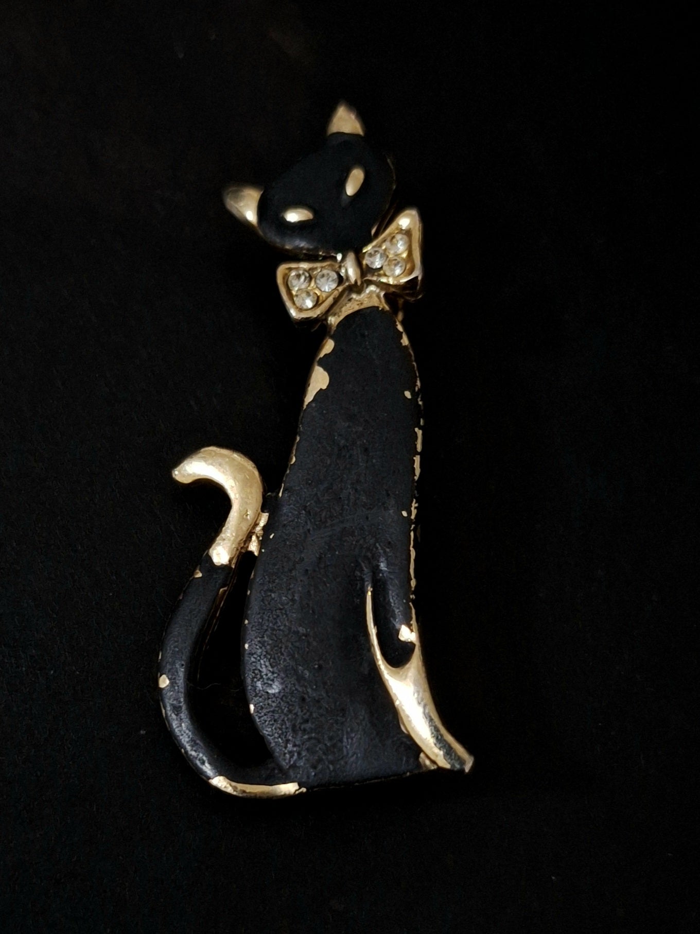 Vintage Black and Gold Cat Brooch
