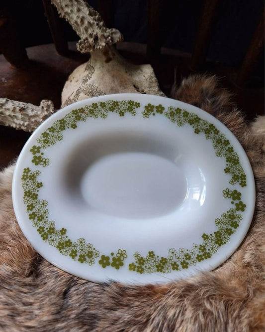 Vintage Pyrex Gravy Boat Plate