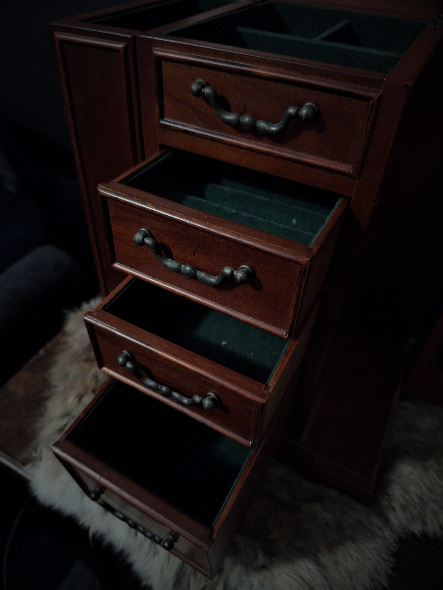 Vintage Vertical Jewelry Box