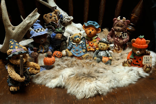 Vintage Halloween Bears