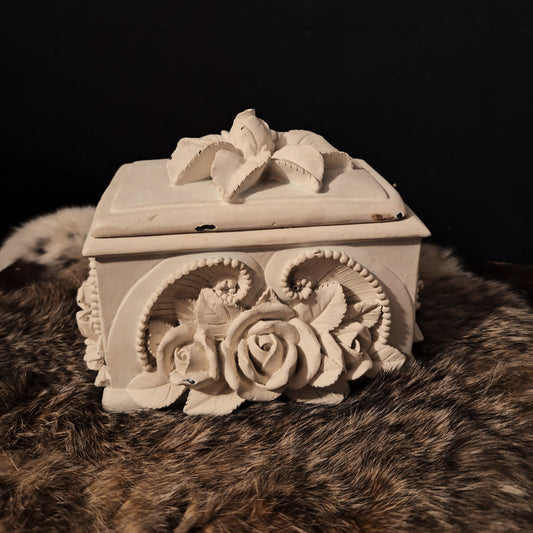 Vintage White Rose Trinket Box [Broken]